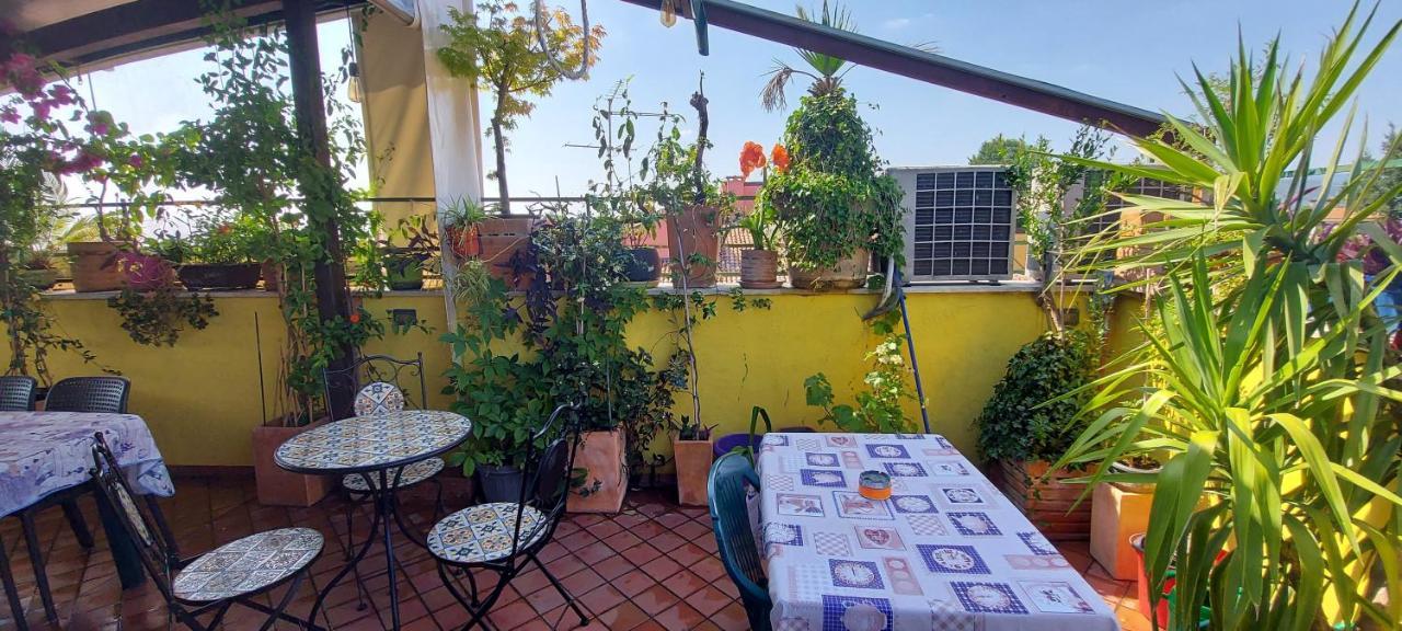 Marconi Rooms And Apartments Verona Bagian luar foto