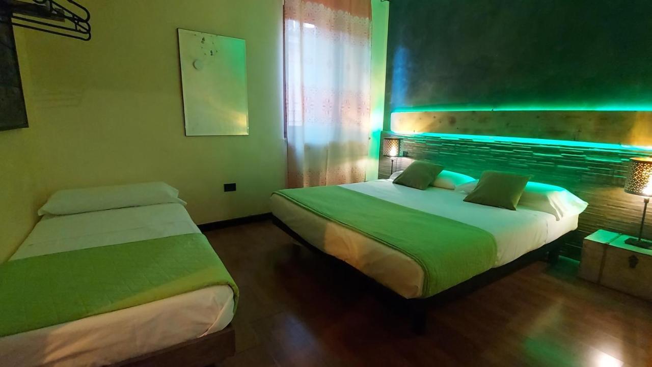 Marconi Rooms And Apartments Verona Bagian luar foto