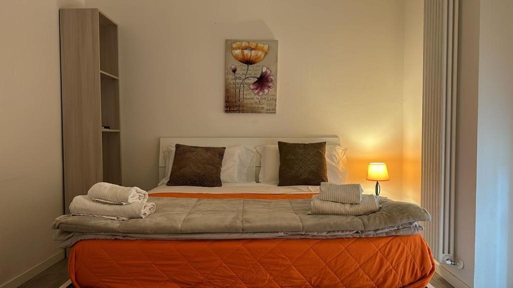 Marconi Rooms And Apartments Verona Bagian luar foto