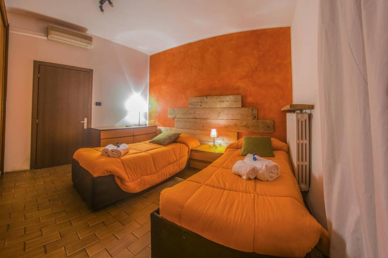 Marconi Rooms And Apartments Verona Bagian luar foto