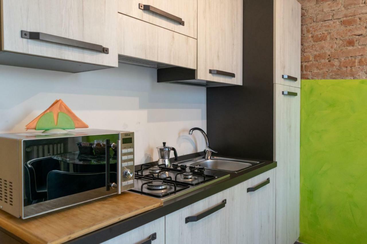 Marconi Rooms And Apartments Verona Bagian luar foto