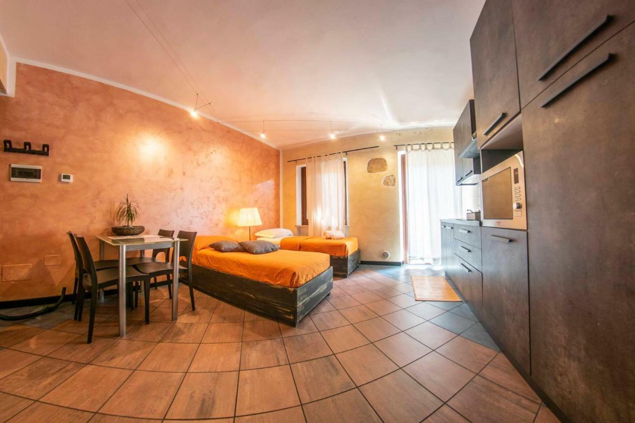 Marconi Rooms And Apartments Verona Bagian luar foto